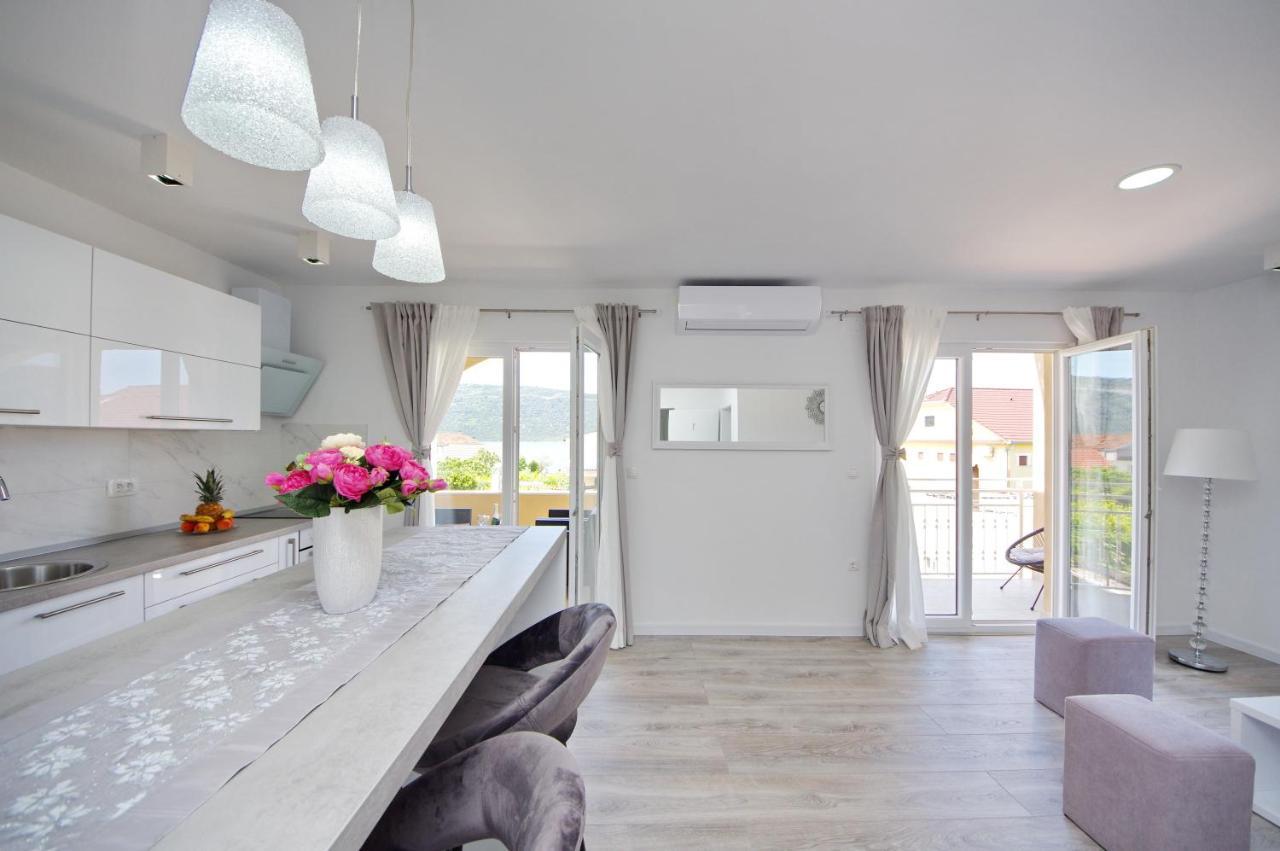 Apartmani Maris Poljica  Экстерьер фото